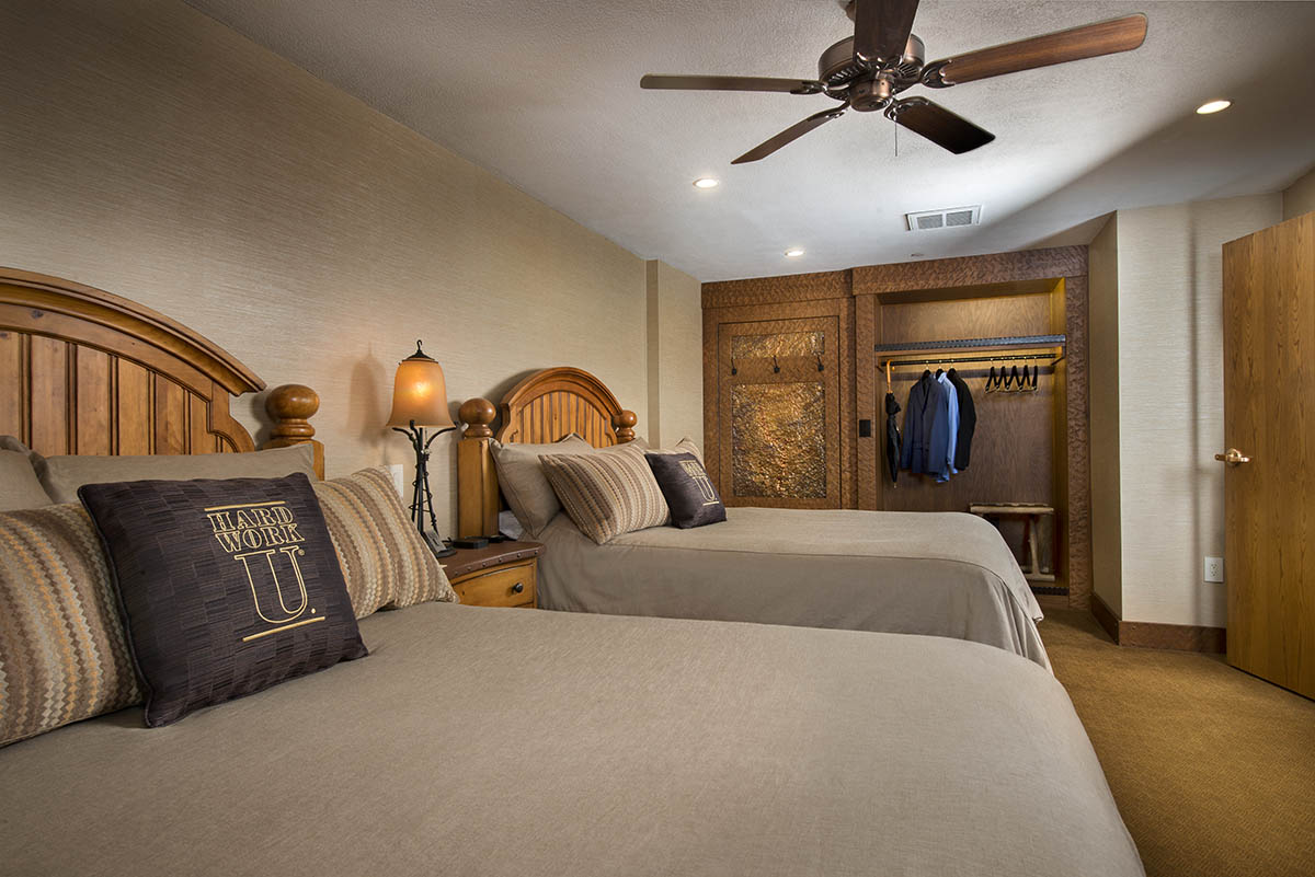 Award-Winning Lodge in Branson, MO | The Keeter Center